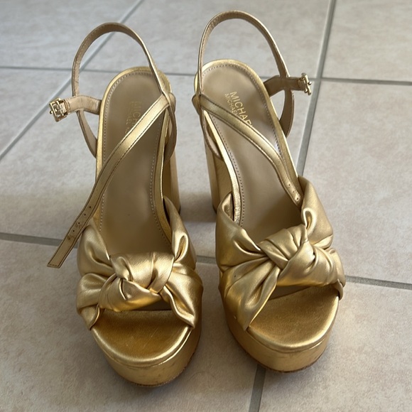 MICHAEL Michael Kors Josie Knotted Ankle Strap Platform Dress Sandals - Picture 3 of 6